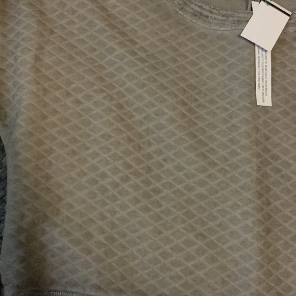 Clothes head long sleeve distressed  blouse size L NWT color taupe - Picture 2 of 5